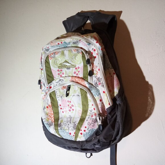 High Sierra Backpack Floral Design NWOT - Picture 8 of 9